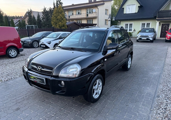 Hyundai Tucson cena 17900 przebieg: 241124, rok produkcji 2006 z Kędzierzyn-Koźle małe 742